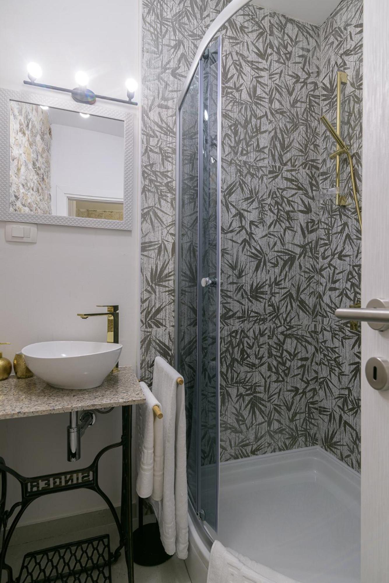 Rooms Bartul Trogir Exteriör bild