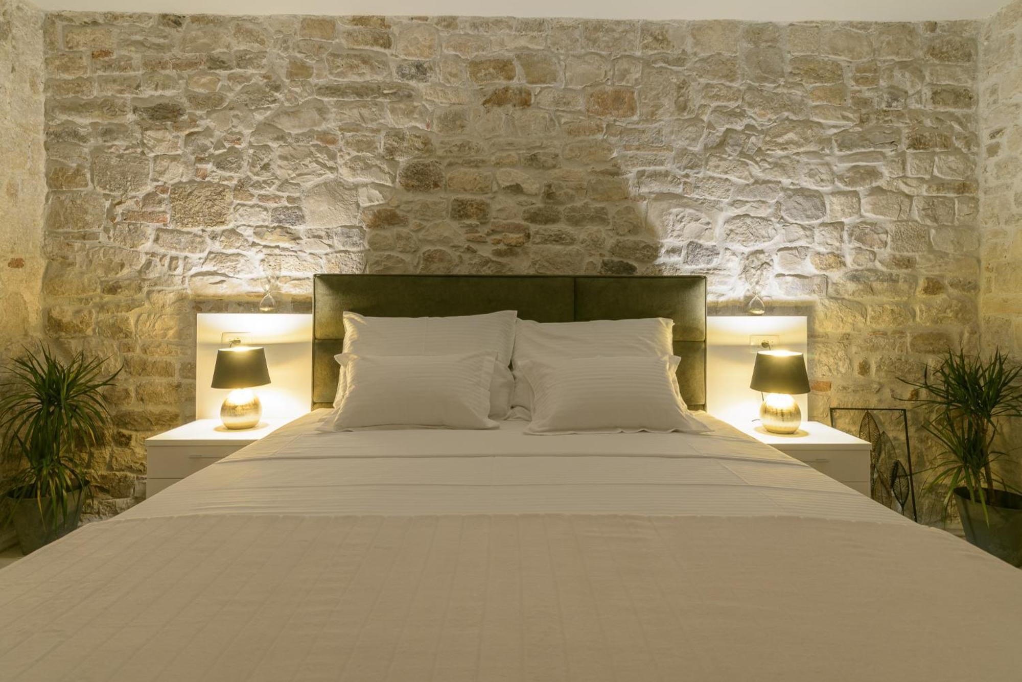 Rooms Bartul Trogir Exteriör bild