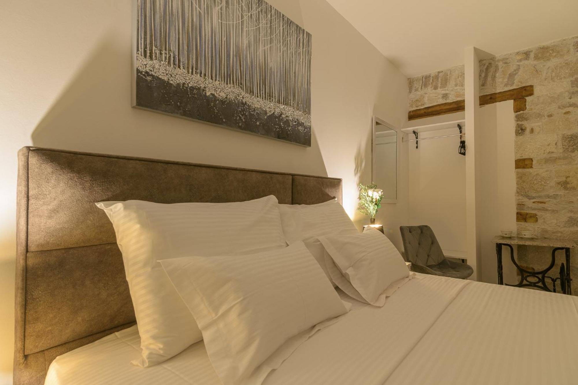 Rooms Bartul Trogir Exteriör bild