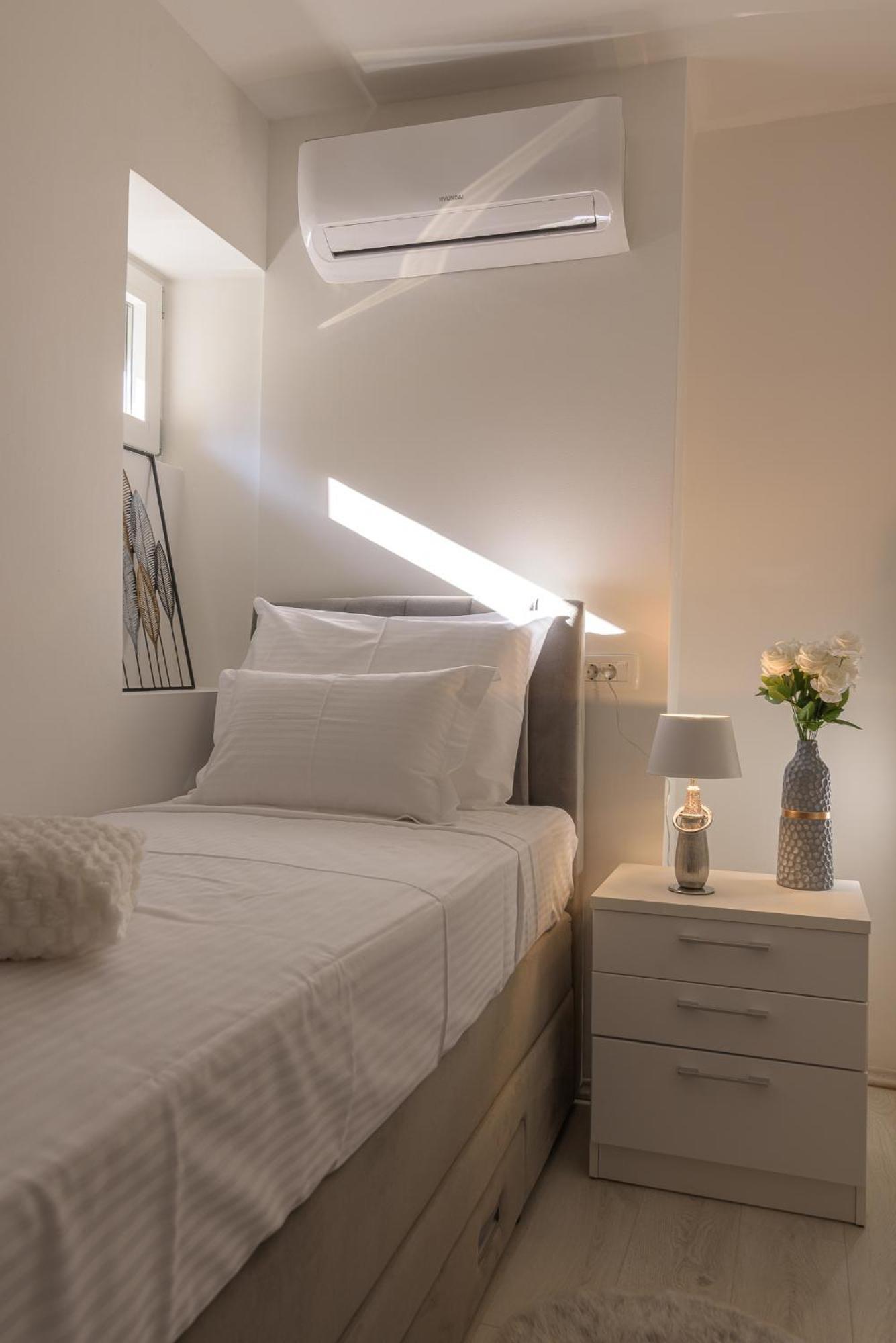 Rooms Bartul Trogir Exteriör bild