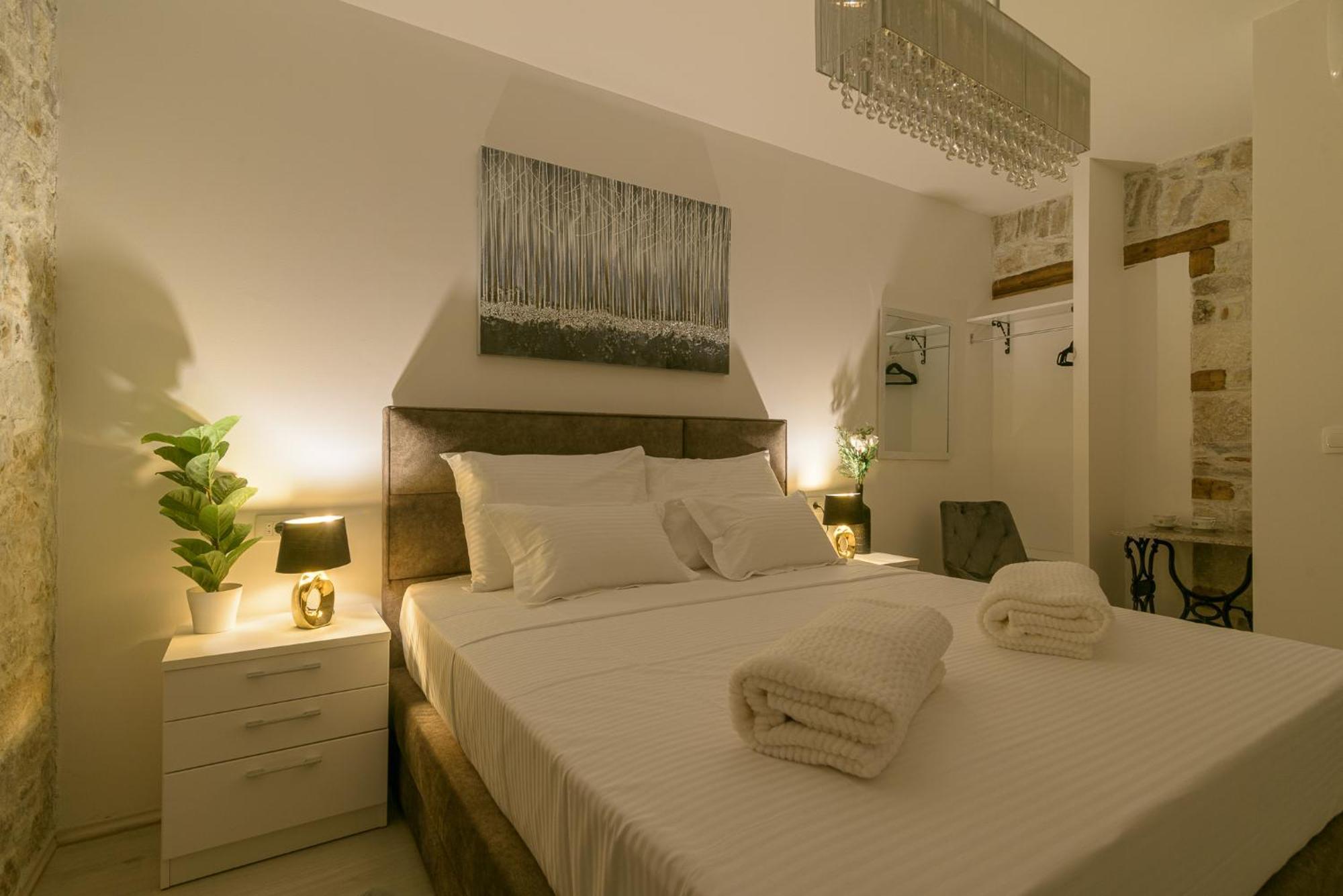 Rooms Bartul Trogir Exteriör bild